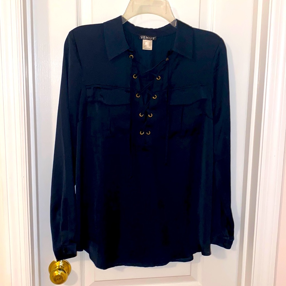 Black grommet Tie Front Top NWOT